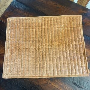 Threshold quilted sham